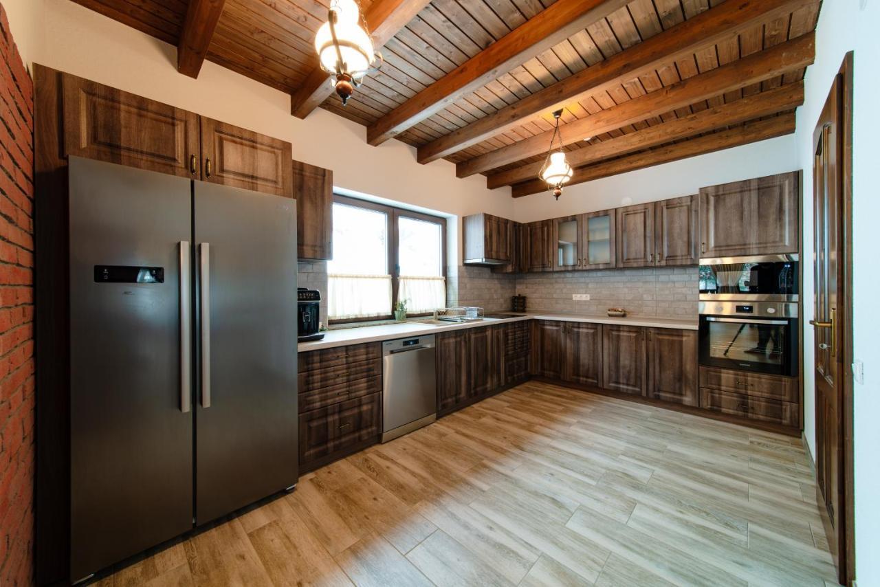 Lupeni  Transylvanian Relax House מראה חיצוני תמונה